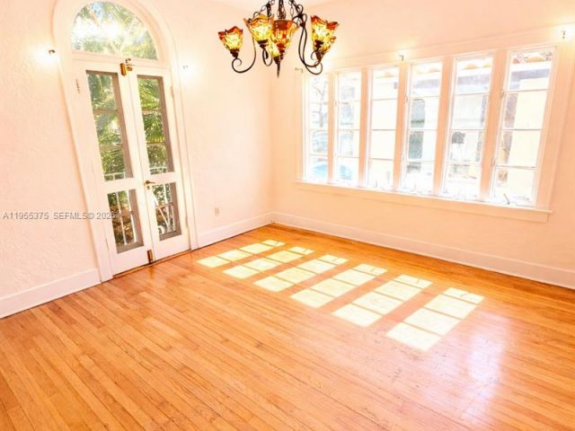 Home for rent at 1306 Madrid St - photo 7375717