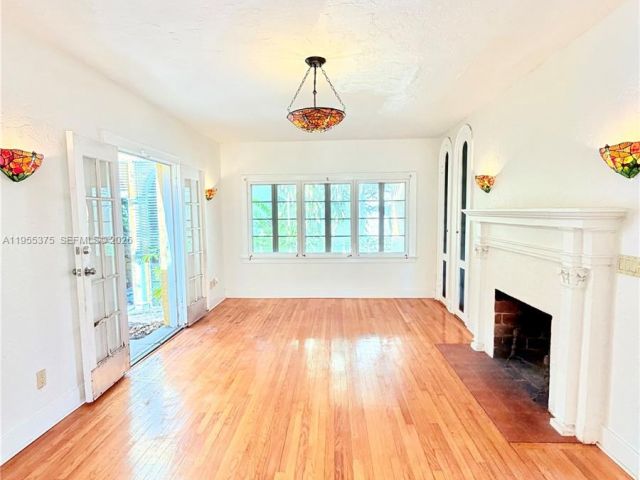 Home for rent at 1306 Madrid St - photo 7375718