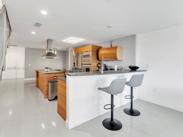 Apartment for sale  Unit #315 - photo 7292780