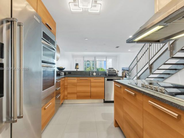 Apartment for sale  Unit #315 - photo 7292782