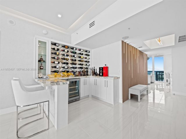 Apartment for sale  Unit #3106 - photo 7341290