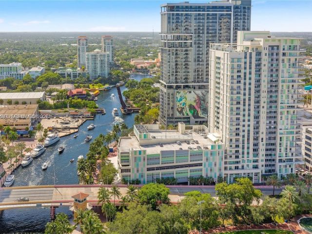 Apartment for sale  Unit #3106 - photo 7341300