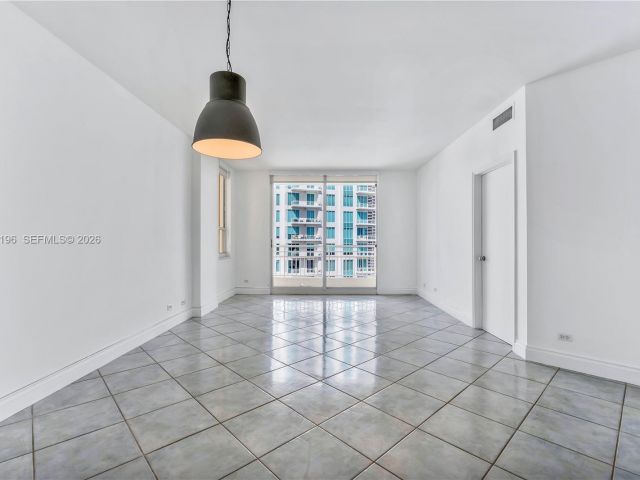 Apartment for rent  Unit #2201 - photo 7436559