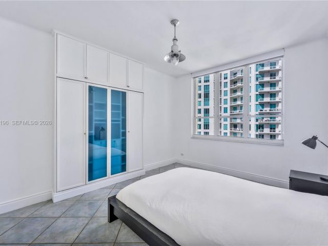 Apartment for rent  Unit #2201 - photo 7436567