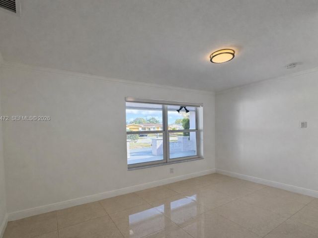 3-bedroom home for rent in Pembroke Pines - 710 NW 78th Ave - MondialRealty