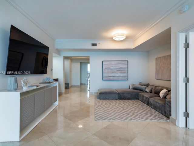 Apartment for rent  Unit #2605 - photo 7285507