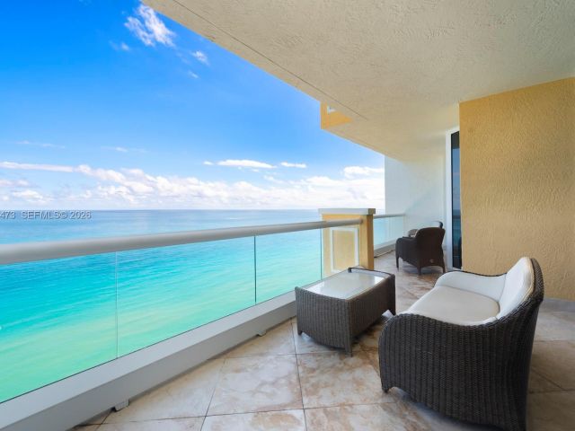 Apartment for rent  Unit #2605 - photo 7285515