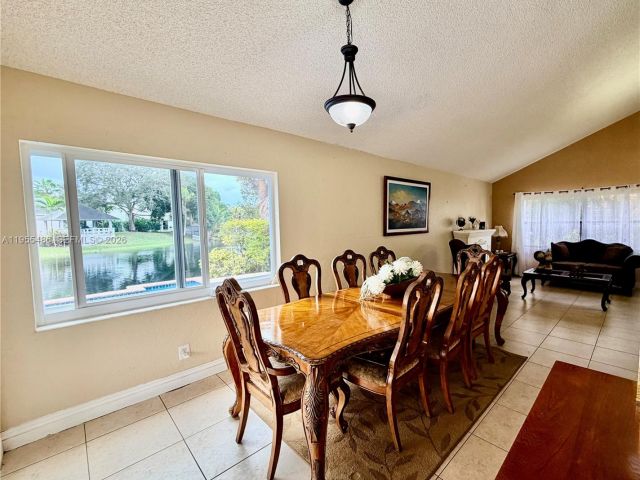 Home for rent at 2865 Begonia Way 0 - photo 7286983