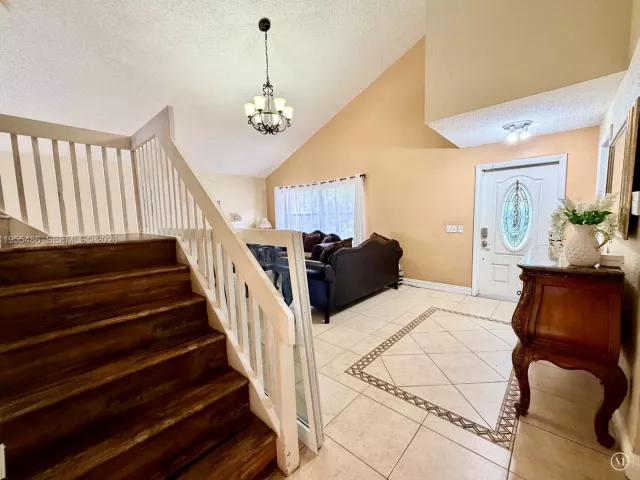 4-bedroom home for rent in Cooper City - 2865 Begonia Way 0 - MondialRealty