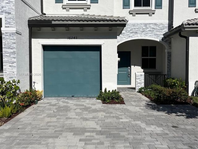 3-bedroom home for rent in Homestead - 16243 SW 289 st 16243 - MondialRealty
