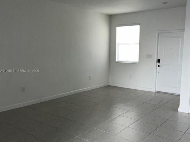 3-bedroom home for rent in Homestead - 16243 SW 289 st 16243 - MondialRealty