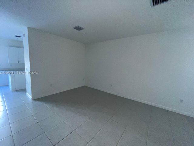 3-bedroom home for rent in Homestead - 16243 SW 289 st 16243 - MondialRealty