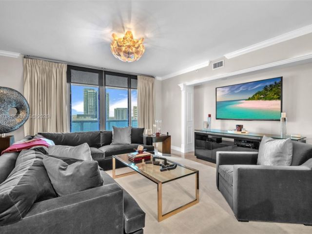 Apartment for sale  Unit #2409 - photo 7341314