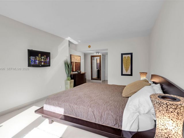 Apartment for sale  Unit #1006 - photo 7279878