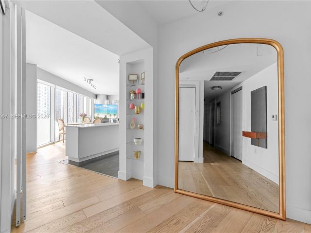 Apartment for sale  Unit #1201 - photo 7284438