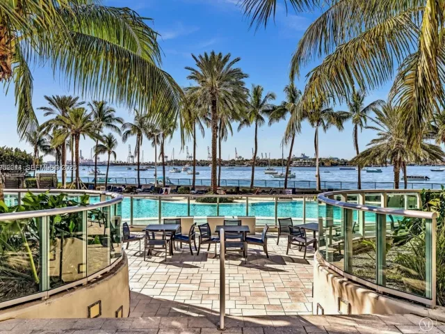 2-bedroom condo for rent in Miami Beach - 1500 Bay Rd 116S - MondialRealty