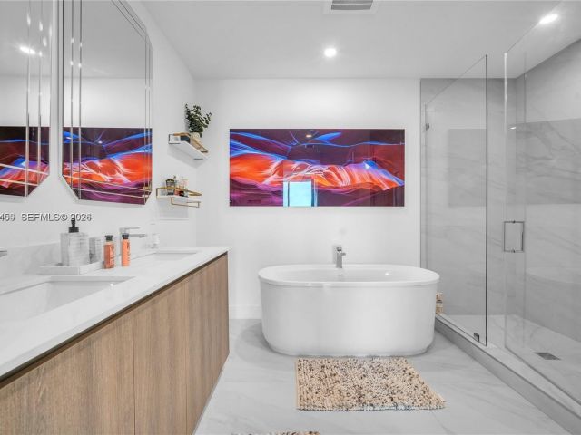 Apartment for rent  Unit #704 - photo 7286823