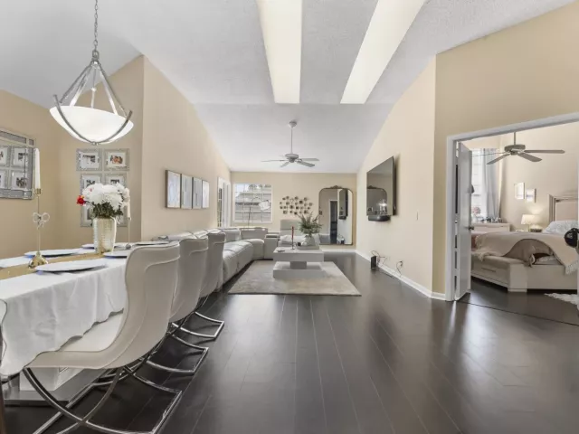 3-bedroom home for sale in Boca Raton - 5359 Buckhead Circle 2031 - MondialRealty