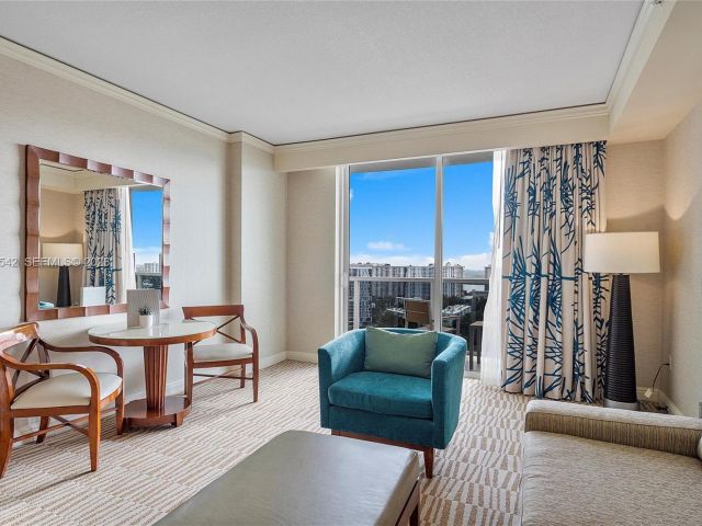 Apartment for sale  Unit #1817 - photo 7440184