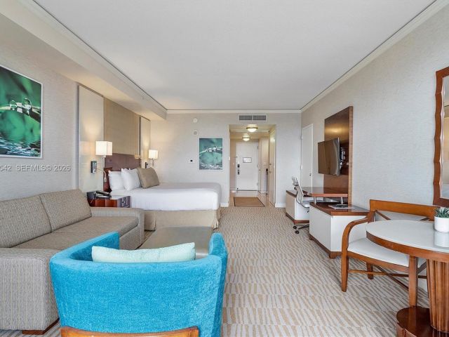 Apartment for sale  Unit #1817 - photo 7440190