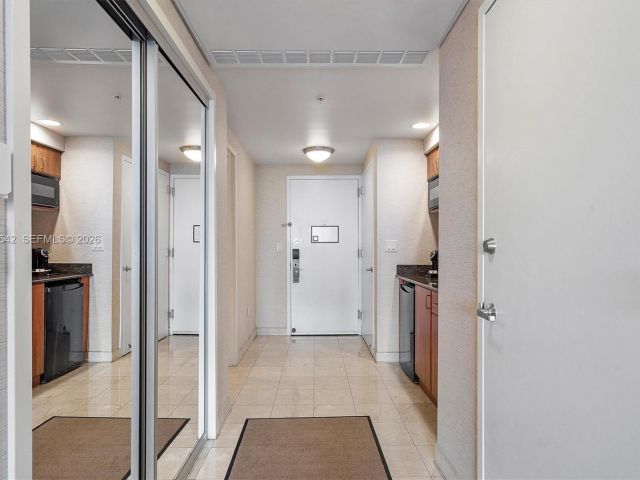 Apartment for sale  Unit #1817 - photo 7440194