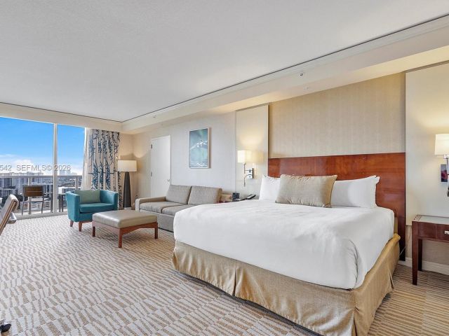 Apartment for sale  Unit #1817 - photo 7440205