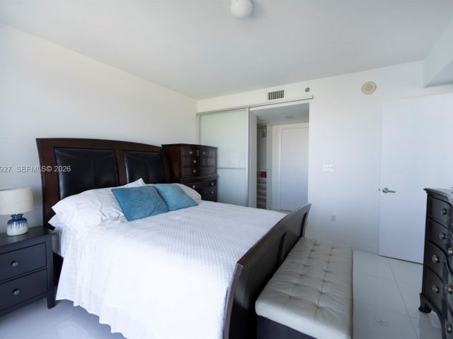 Apartment for sale  Unit #3702 - photo 7287545