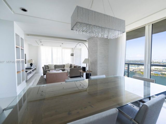 Apartment for sale  Unit #3702 - photo 7287562