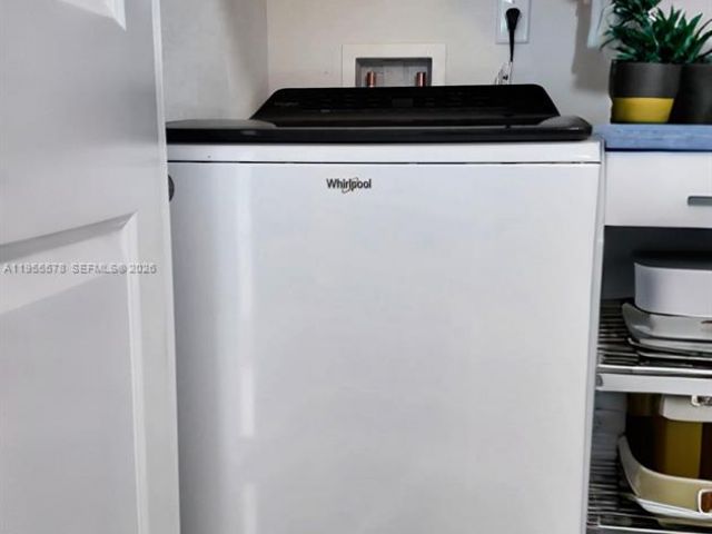 4-bedroom home for rent in Homestead - 1783 SE 7th Ter 0 - MondialRealty