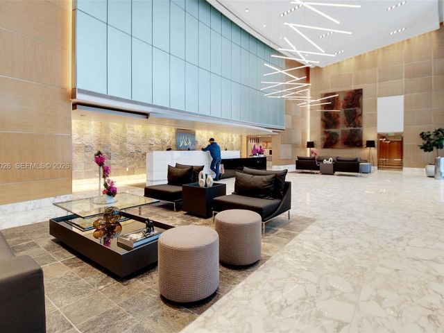 Apartment for sale  Unit #4201 - photo 7287285