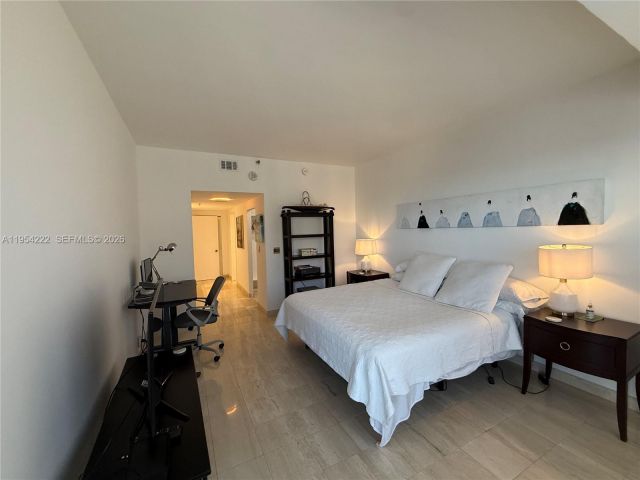 Apartment for rent  Unit #928 - photo 7441749