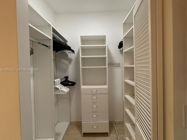 Apartment for rent  Unit #928 - photo 7441752