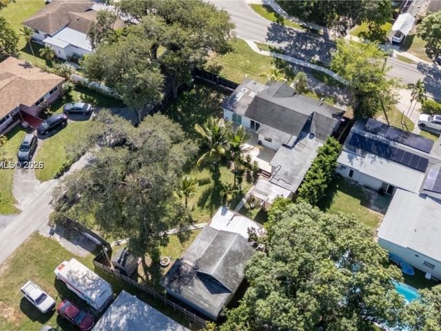 Home for rent at 947 NE 149 #1 1 - photo 7439772