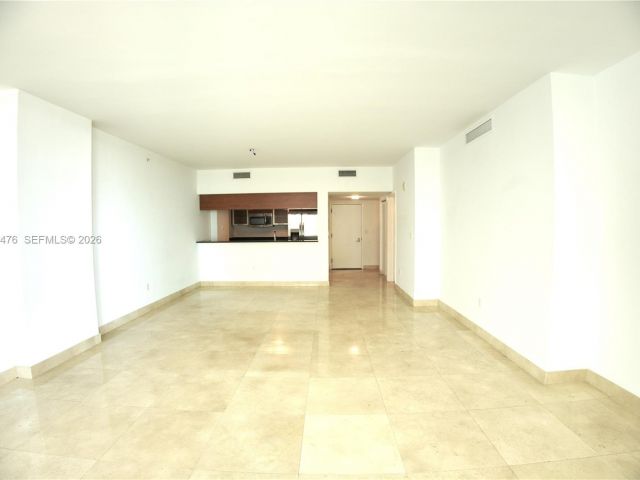 Apartment for rent  Unit #911 - photo 7289448