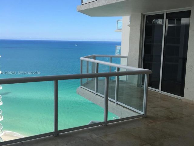 Apartment for rent  Unit #2304 - photo 7292033