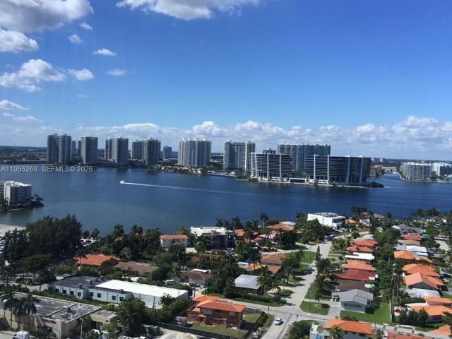 Apartment for rent  Unit #2304 - photo 7292034