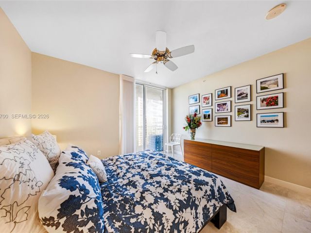 Apartment for rent  Unit #702N - photo 7291746