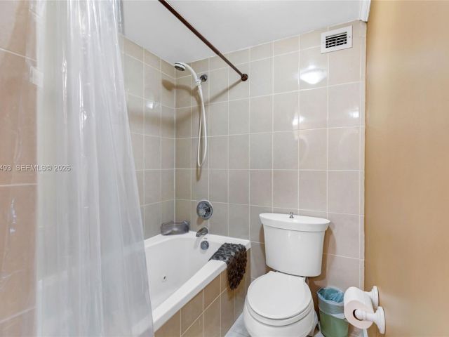 Apartment for rent  Unit #1206 - photo 7475186