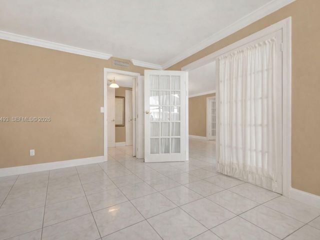 Apartment for rent  Unit #1206 - photo 7475188