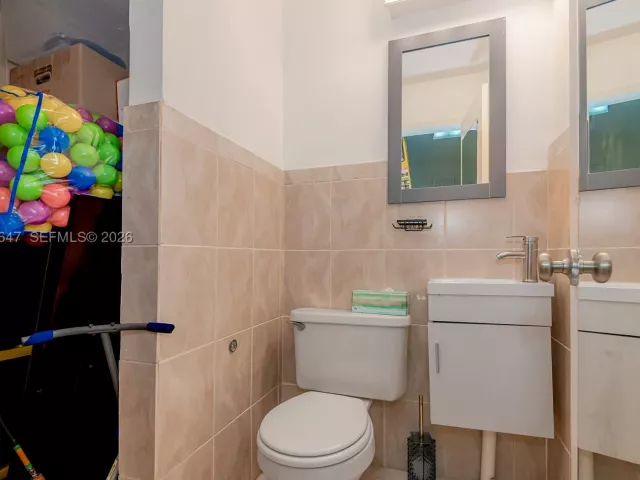 4-bedroom home for sale in Surfside - 8950 Harding Ave - MondialRealty