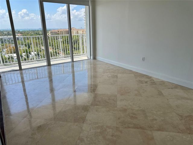 Apartment for rent  Unit #10D - photo 7294576