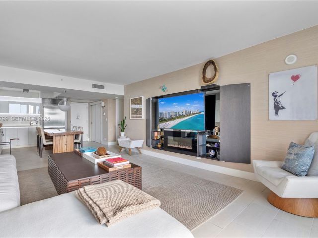 Apartment for sale  Unit #1427 - photo 7293441