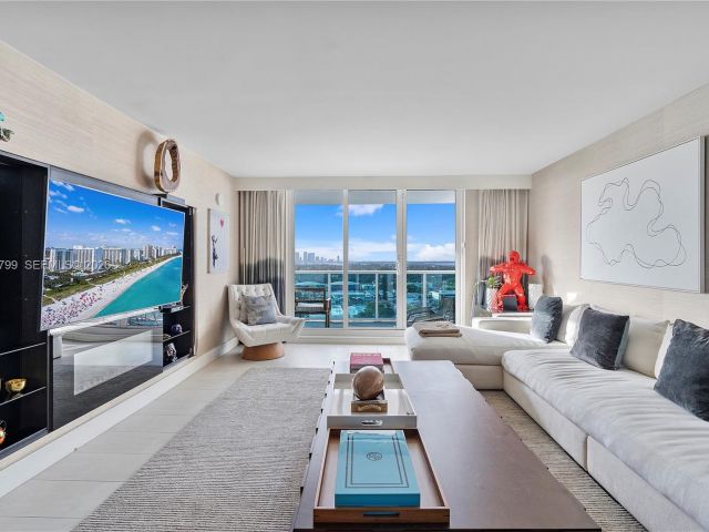 Apartment for sale  Unit #1427 - photo 7293445