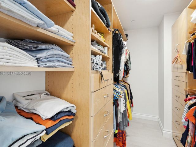 Apartment for sale  Unit #904 - photo 7343108