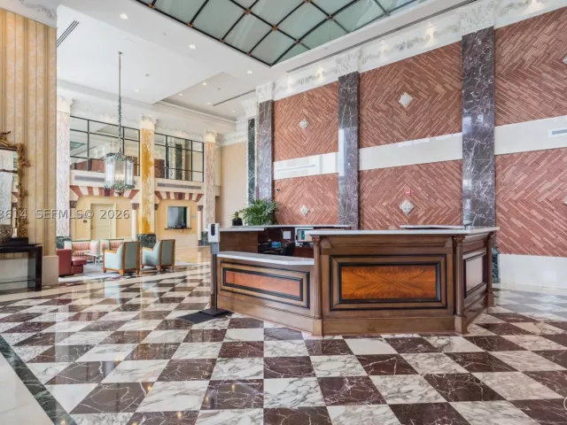 4-bedroom condo for sale in Bal Harbour - 10225 Collins Ave 904 - MondialRealty