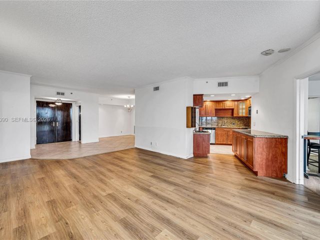 2-bedroom condo for sale in Aventura - 20281 E Country Club Dr 210 - MondialRealty