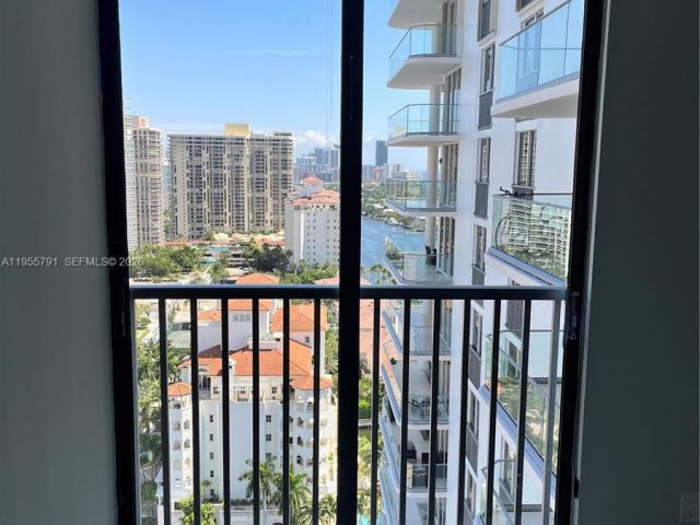 Apartment for rent  Unit #24A - photo 7293279