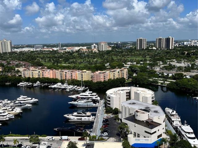 Apartment for rent  Unit #24A - photo 7293293