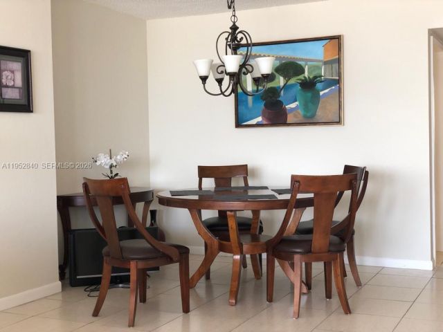 Apartment for rent  Unit #1901 - photo 7440672