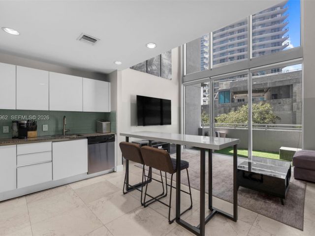 Apartment for sale  Unit # - photo 7296216